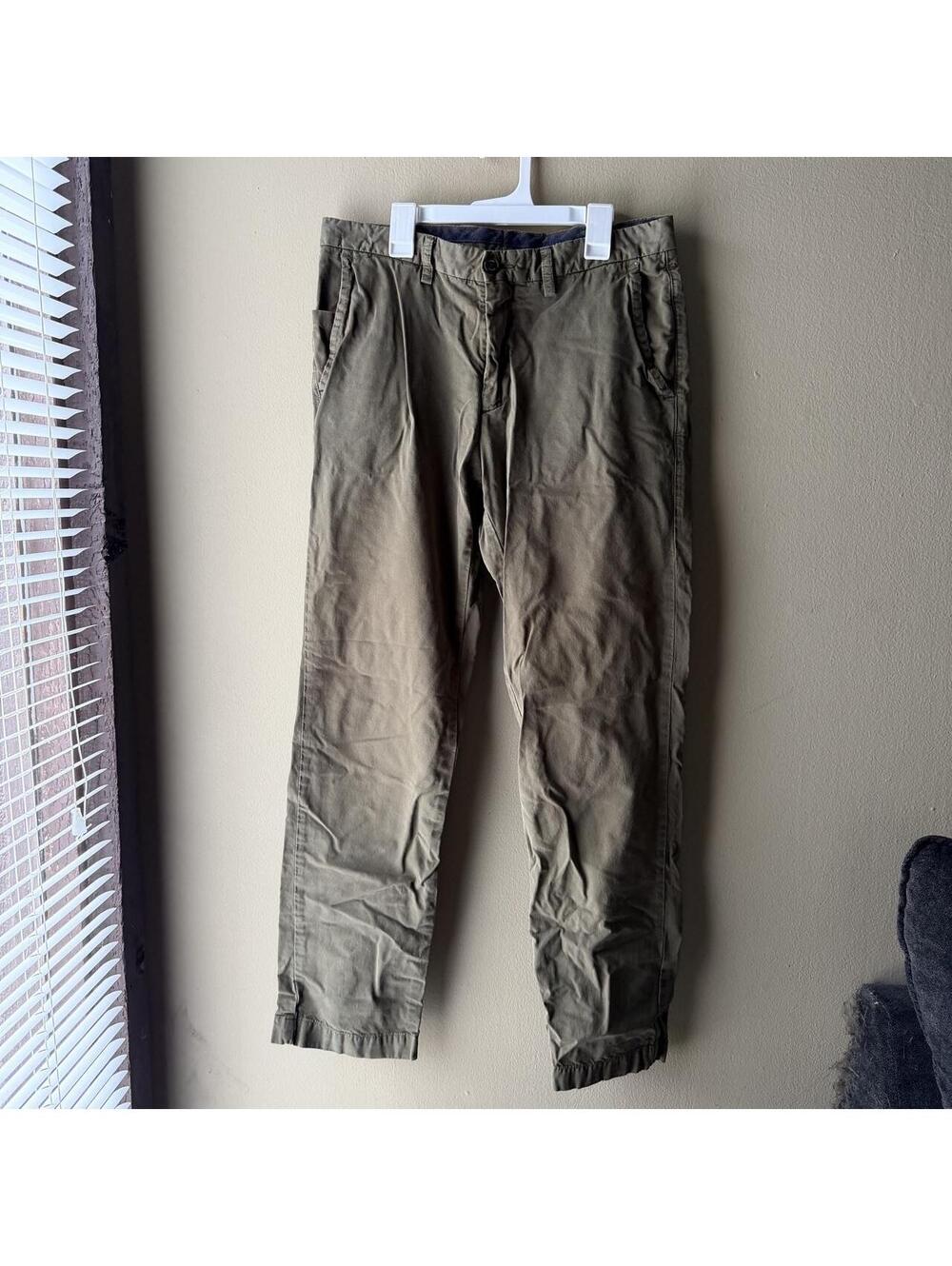 Tommy Bahama Olive Chino Pants | Men’s 32x32